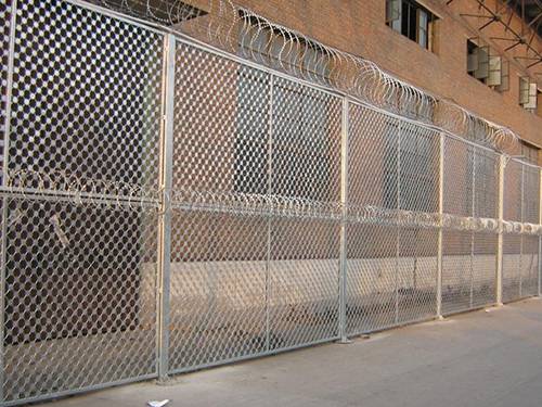 監(jiān)獄鋼網(wǎng)墻圖片2 監(jiān)獄鋼網(wǎng)墻圖片2