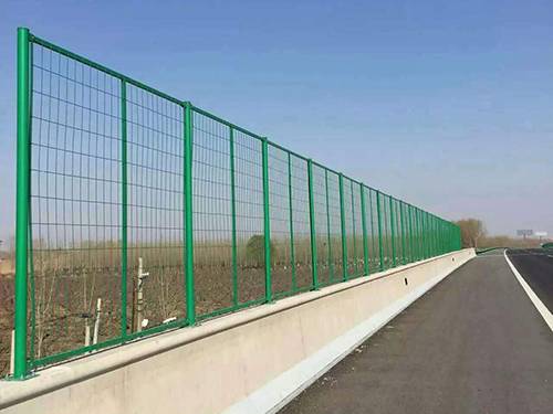 公路護欄網圖片3 公路護欄網圖片3