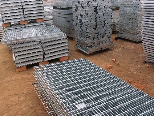 對(duì)插鋼格柵圖片2 對(duì)插鋼格柵圖片2