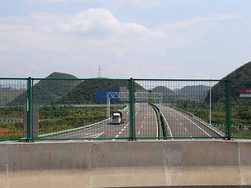 橋梁防拋網圖片2 橋梁防拋網圖片2