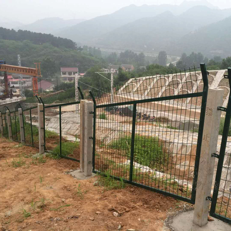 安徽鐵路兩側防護柵欄圖片2 安徽鐵路兩側防護柵欄圖片2