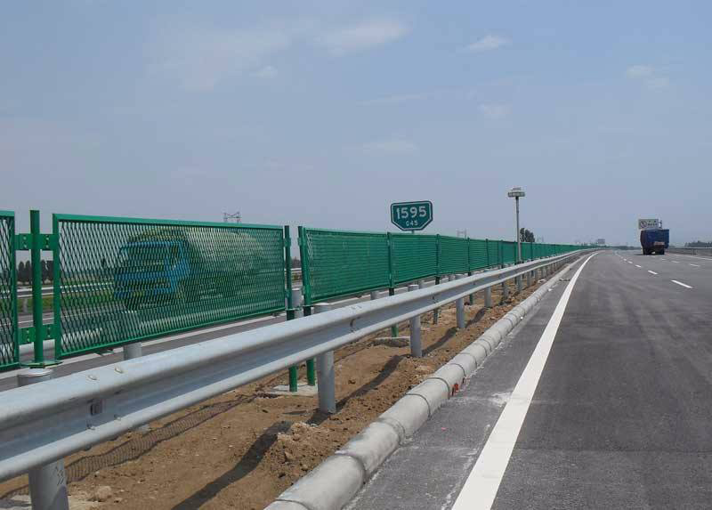 安徽公路防眩光網圖片2 安徽公路防眩光網圖片2