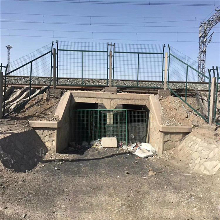 鐵路金屬網柵欄圖片4 鐵路金屬網柵欄圖片4