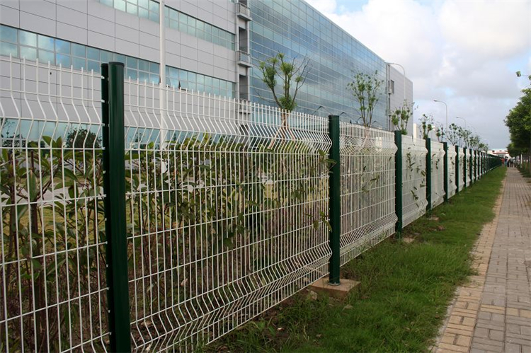 網(wǎng)片式圍網(wǎng)圖片1 網(wǎng)片式圍網(wǎng)圖片1