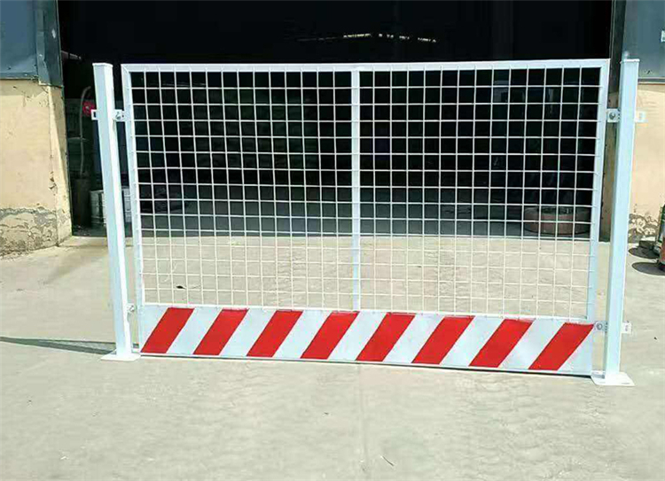 基坑護(hù)欄現(xiàn)貨圖片1 基坑護(hù)欄現(xiàn)貨圖片1