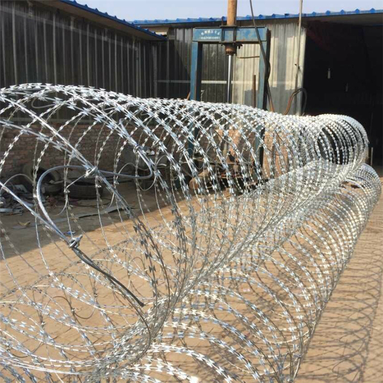 蛇形刀片刺繩圖片4 蛇形刀片刺繩圖片4