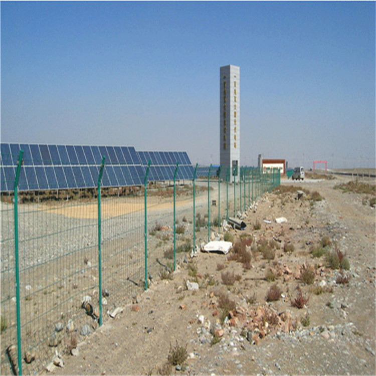 光伏護欄網(wǎng)圍欄網(wǎng)圖片4