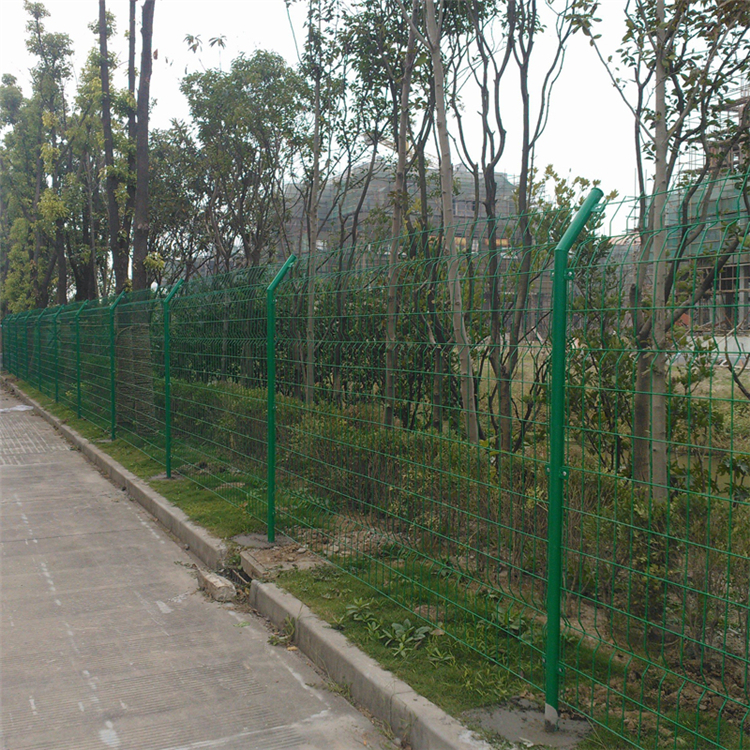 山東土地園林護欄網圖片3