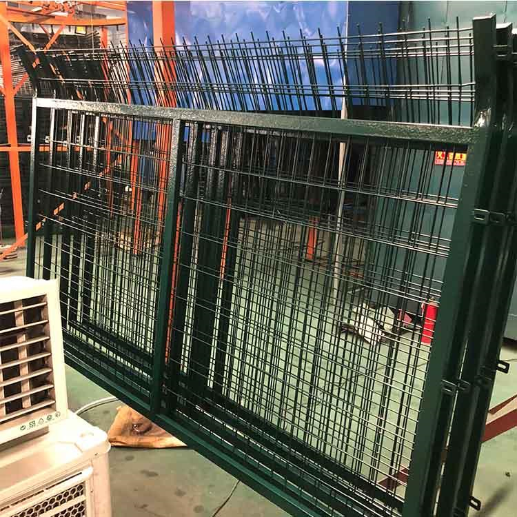 江蘇鐵路隔離柵圖片2 江蘇鐵路隔離柵圖片2