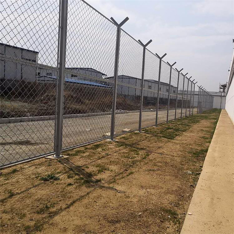 刀片隔離網墻圖片3