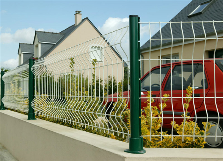 四川三角掛鉤式圍欄網(wǎng)圖片1