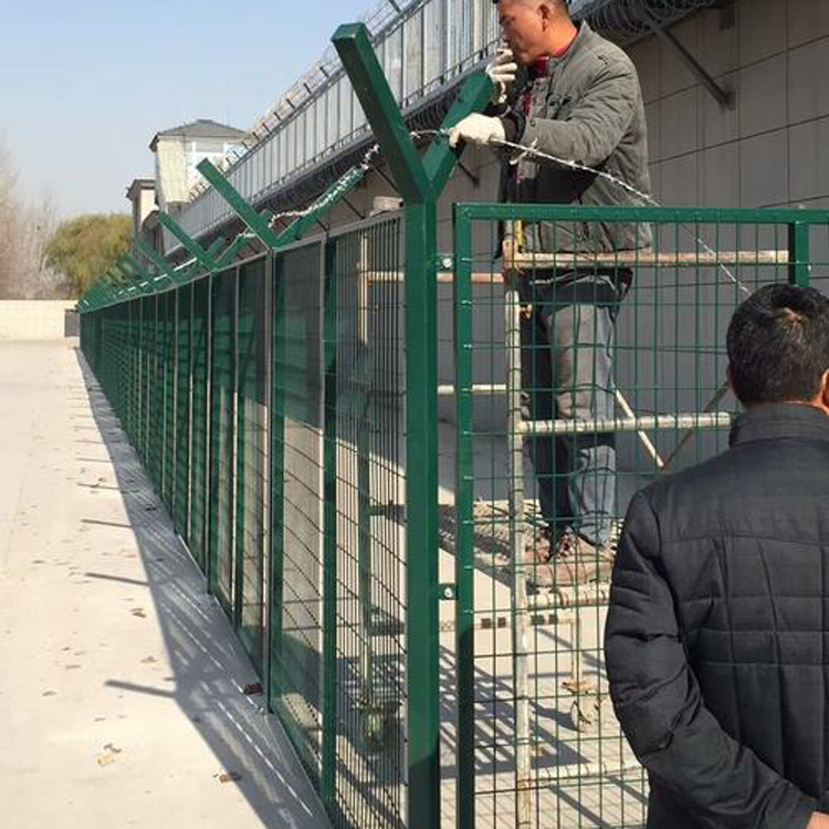 福建監獄圍墻加裝隔離網