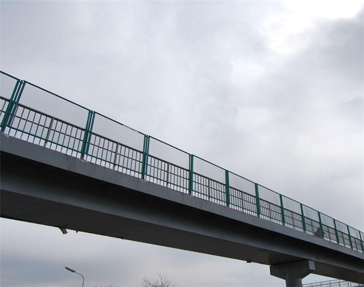 高速公路防拋網圖片3 高速公路防拋網圖片3