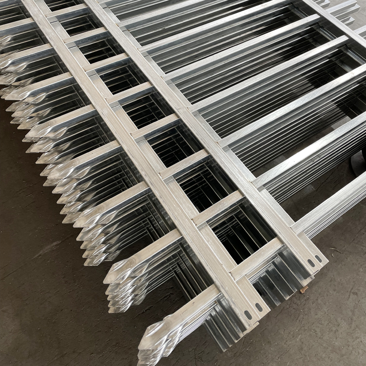 山東學(xué)校防攀爬圍欄圖片1 山東學(xué)校防攀爬圍欄圖片1