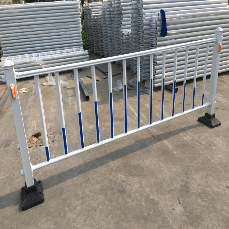 江蘇鋅鋼護欄價格圖片4