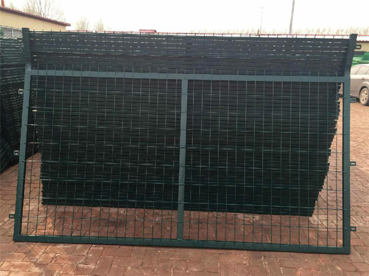 江蘇金屬網片防護柵欄