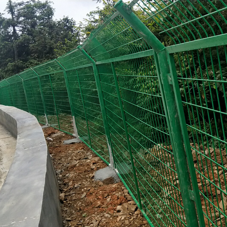 山東農場外圍隔離網圖片3