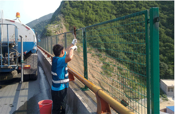 江蘇立交橋防拋網(wǎng)圖片2 江蘇立交橋防拋網(wǎng)圖片2