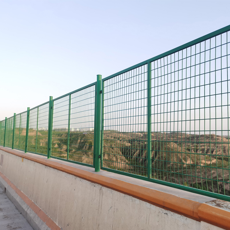 江蘇立交橋防拋網(wǎng)圖片3 江蘇立交橋防拋網(wǎng)圖片3