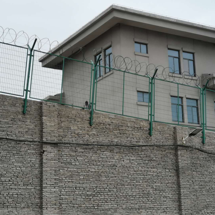 安徽監獄鋼絲防護網圖片2 安徽監獄鋼絲防護網圖片2