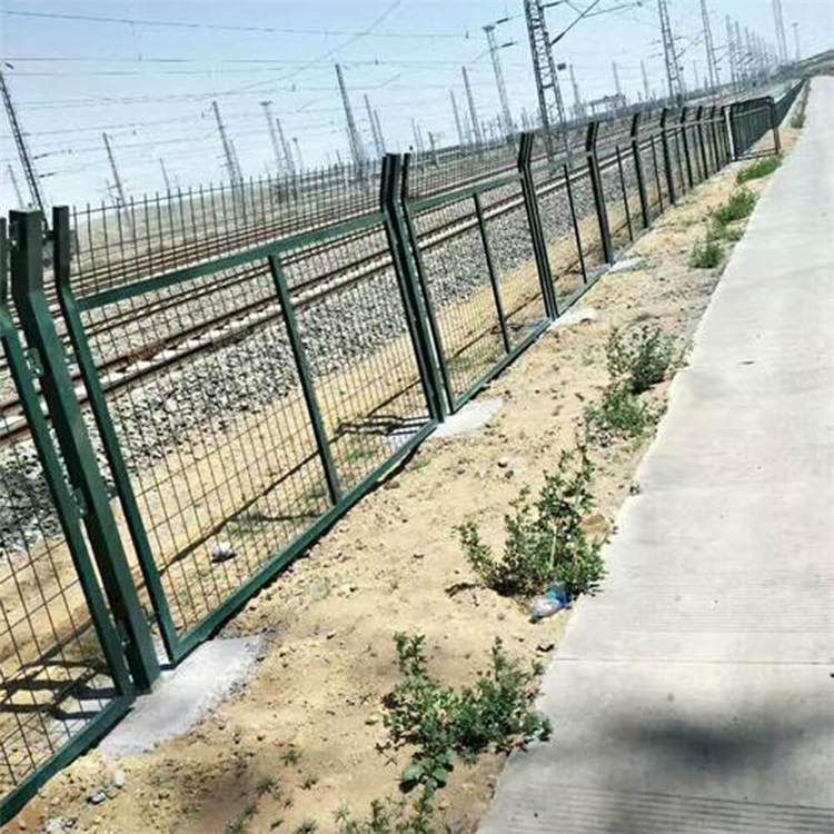 高鐵鋼絲圍欄網圖片4 高鐵鋼絲圍欄網圖片4