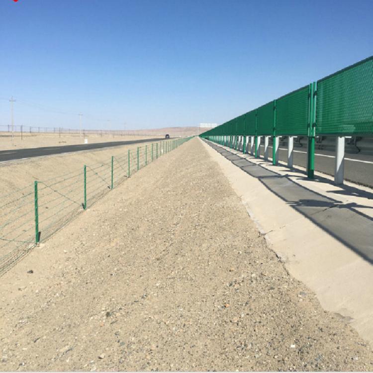 江蘇高速公路中間防眩網(wǎng)圖片4 江蘇高速公路中間防眩網(wǎng)圖片4