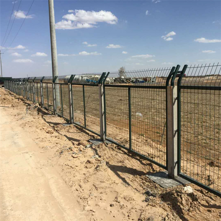 福建鐵路防護金屬網圖片2