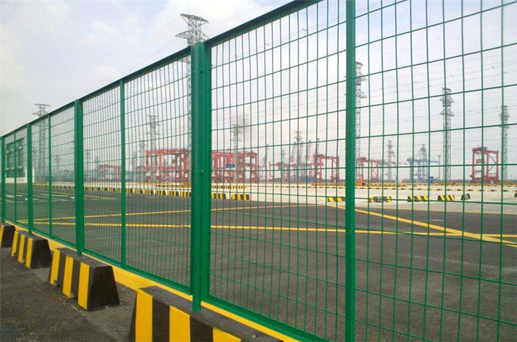 山東橋梁防落網(wǎng)圖片2