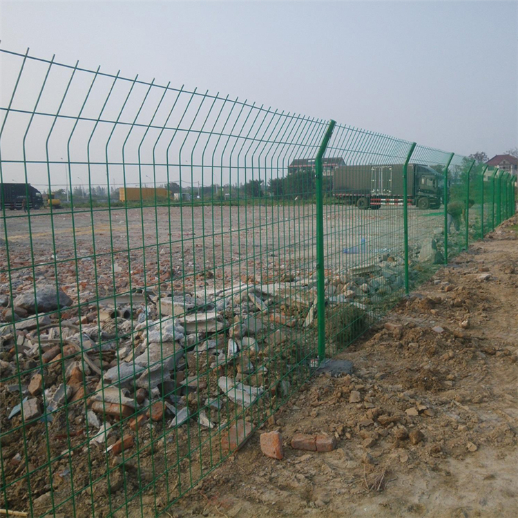 農(nóng)場養(yǎng)殖場圍欄網(wǎng)圖片4 農(nóng)場養(yǎng)殖場圍欄網(wǎng)圖片4