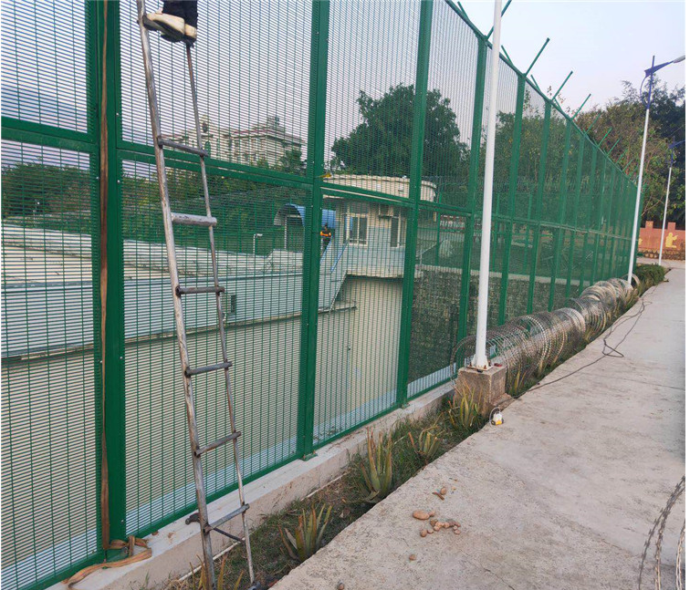福建監獄防攀爬358密紋網