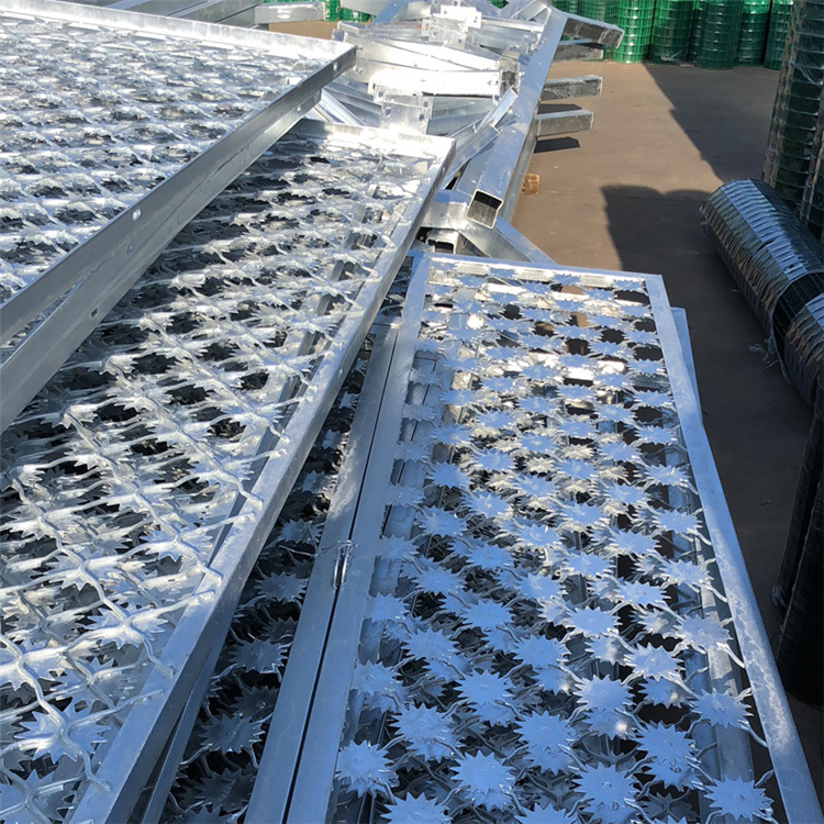 沿海地區防腐蝕護欄網圖片1 沿海地區防腐蝕護欄網圖片1