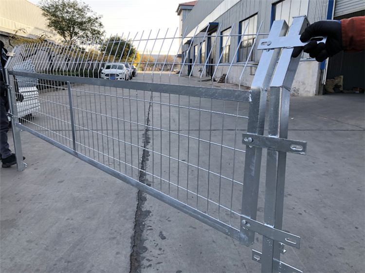 高速鐵路防護柵欄是行車安全的重要防護設施