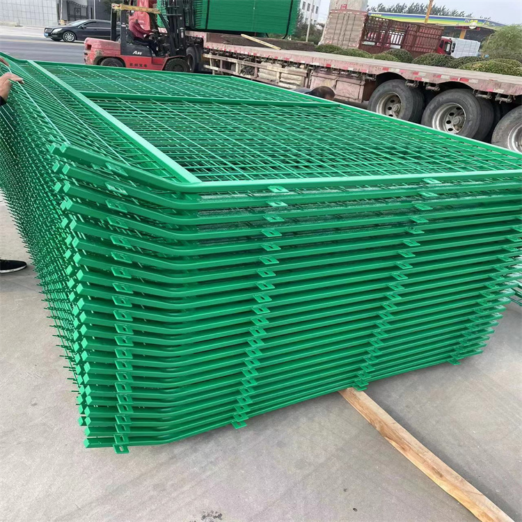 水庫(kù)金屬防護(hù)圍欄圖片4 水庫(kù)金屬防護(hù)圍欄圖片4