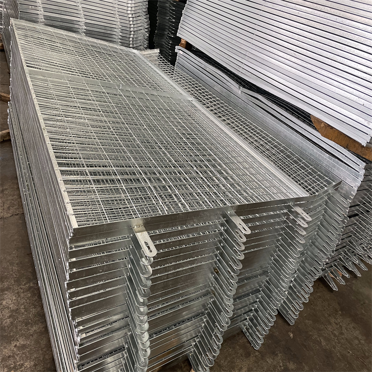 四川關(guān)于高鐵封閉式防護(hù)柵欄價(jià)格問(wèn)題圖片3 四川關(guān)于高鐵封閉式防護(hù)柵欄價(jià)格問(wèn)題圖片3