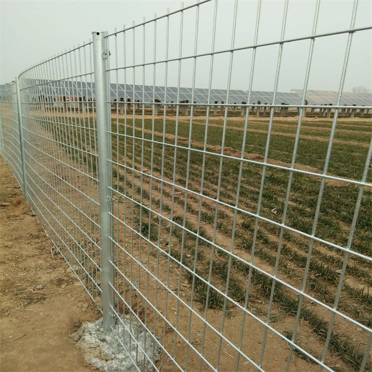 光伏發電廠圍欄網圖片5 光伏發電廠圍欄網圖片5