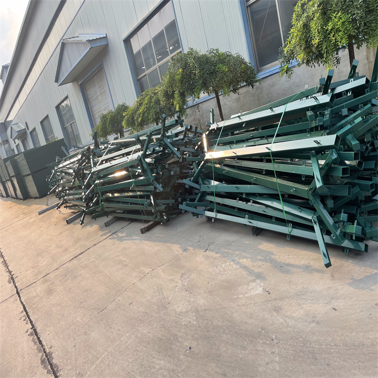 廣東飛機場隔離柵圍界工程案例圖片3 廣東飛機場隔離柵圍界工程案例圖片3