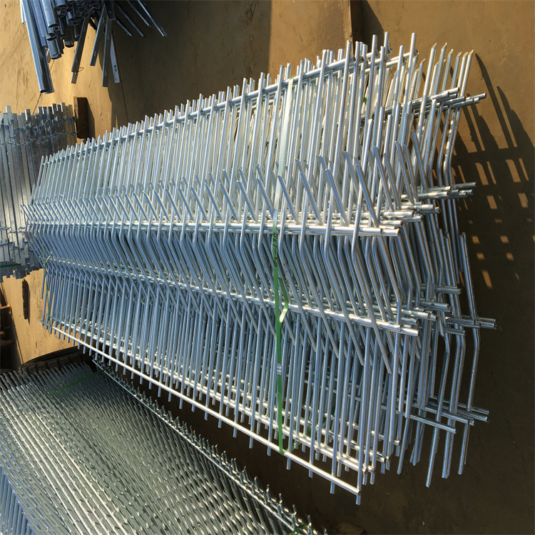 鐵路熱鍍鋅防爬刺價格差距巨大圖片3 鐵路熱鍍鋅防爬刺價格差距巨大圖片3