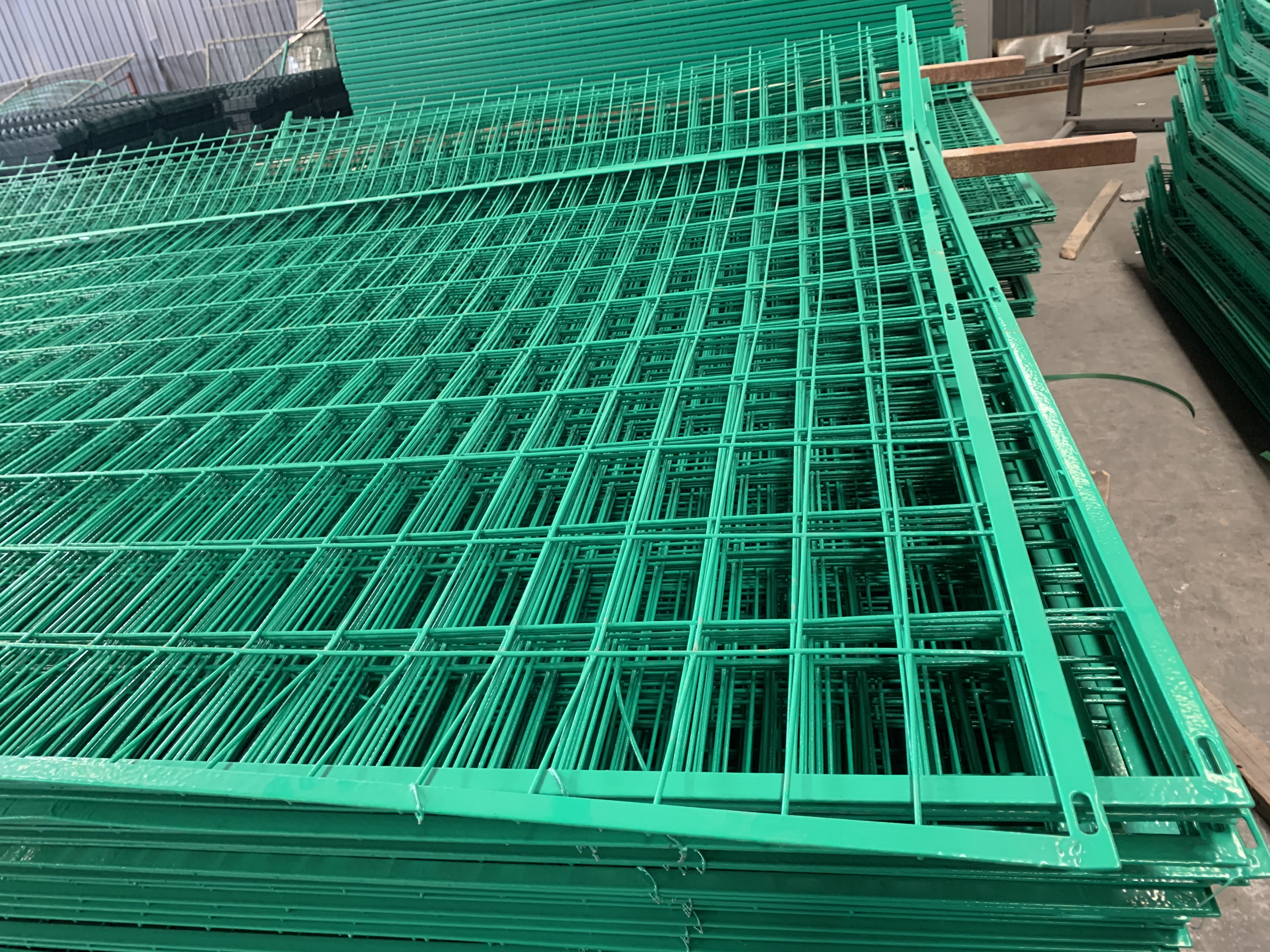 四川高速公路隔離柵護欄品質(zhì)保障圖片4