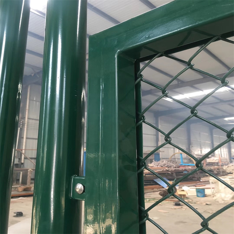 四川足球場勾花圍欄網圖片2 四川足球場勾花圍欄網圖片2