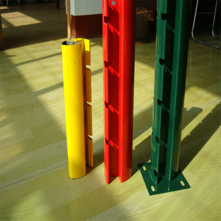 安徽戰(zhàn)斧式立柱廠區(qū)隔離網(wǎng)圍欄圖片4 安徽戰(zhàn)斧式立柱廠區(qū)隔離網(wǎng)圍欄圖片4