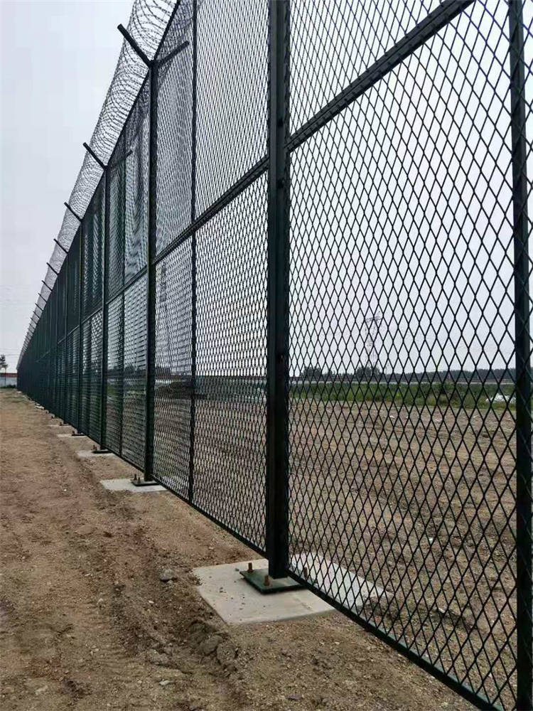 監(jiān)獄金屬隔離網(wǎng)如何驗(yàn)收合格圖片3 監(jiān)獄金屬隔離網(wǎng)如何驗(yàn)收合格圖片3