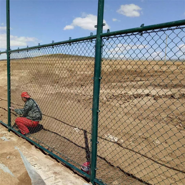 四川 籃球場(chǎng)地圍網(wǎng)價(jià)格