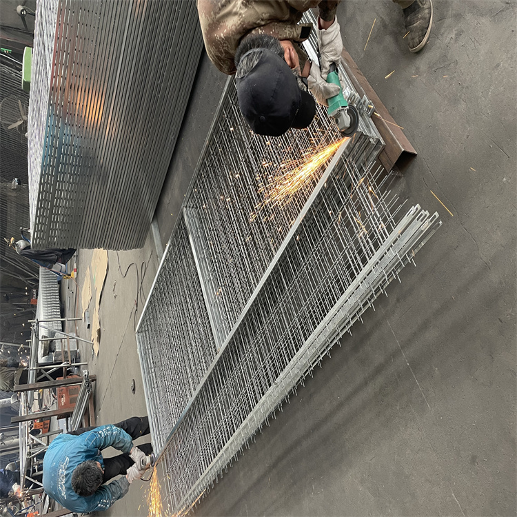 高速公路隔離柵保驗收的產品圖片4 高速公路隔離柵保驗收的產品圖片4