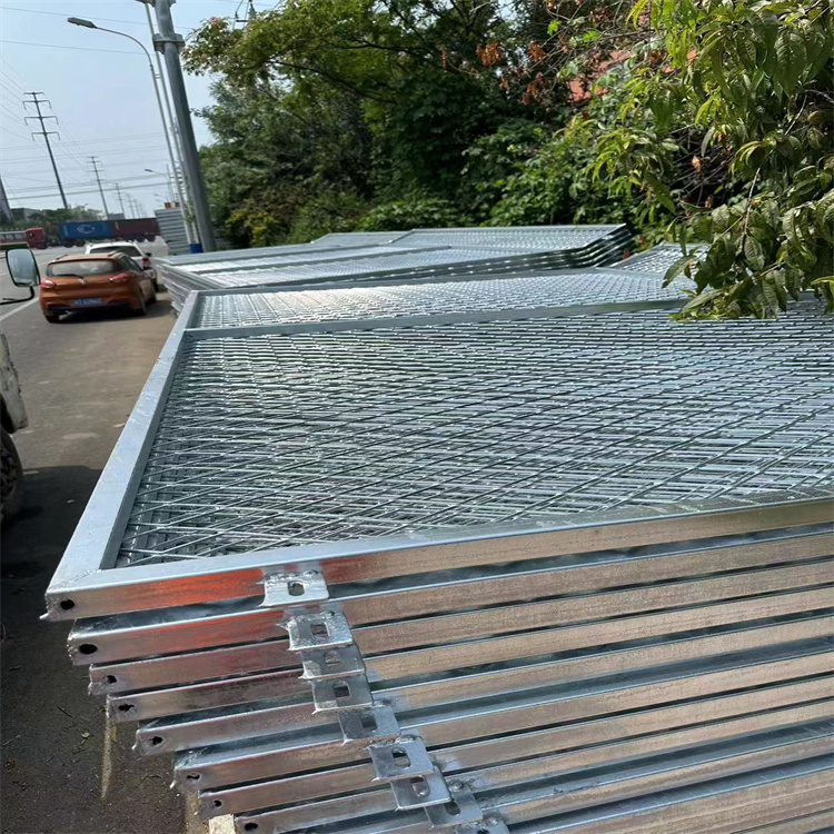 高速公路隔離柵保驗收的產品圖片5 高速公路隔離柵保驗收的產品圖片5