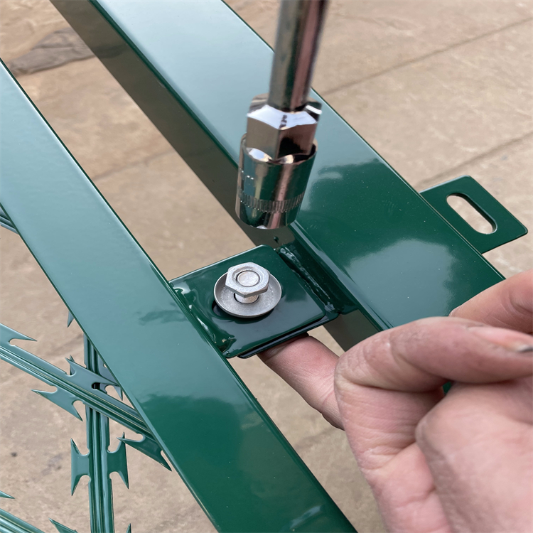 監獄外墻金屬隔離網安裝示意圖圖片2 監獄外墻金屬隔離網安裝示意圖圖片2