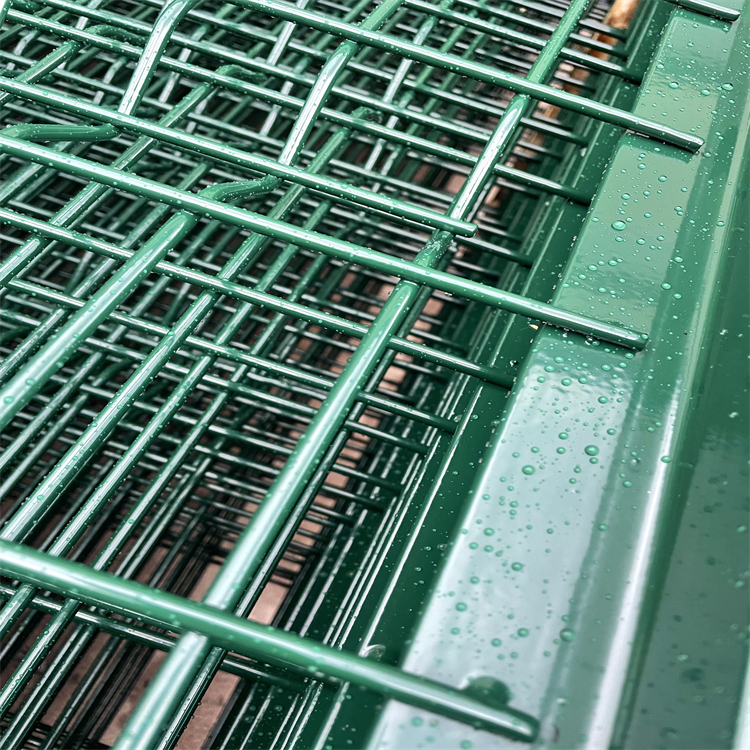 機場監(jiān)獄鋼筋隔離網圖片3 機場監(jiān)獄鋼筋隔離網圖片3