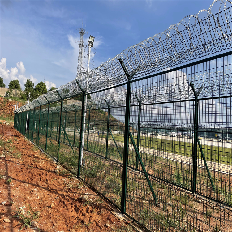 機場監(jiān)獄鋼筋隔離網圖片6 機場監(jiān)獄鋼筋隔離網圖片6