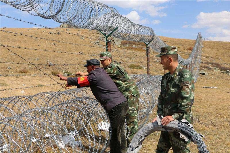 廣東邊境刀片滾籠阻隔網