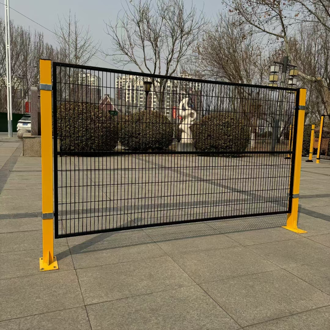 碼垛機器人安全隔離網圍欄圖片7 碼垛機器人安全隔離網圍欄圖片7