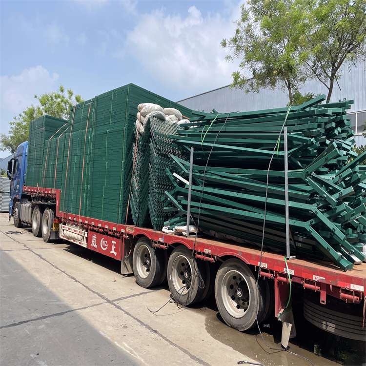 廣東飛行區鋼筋網圍界圖片6 廣東飛行區鋼筋網圍界圖片6